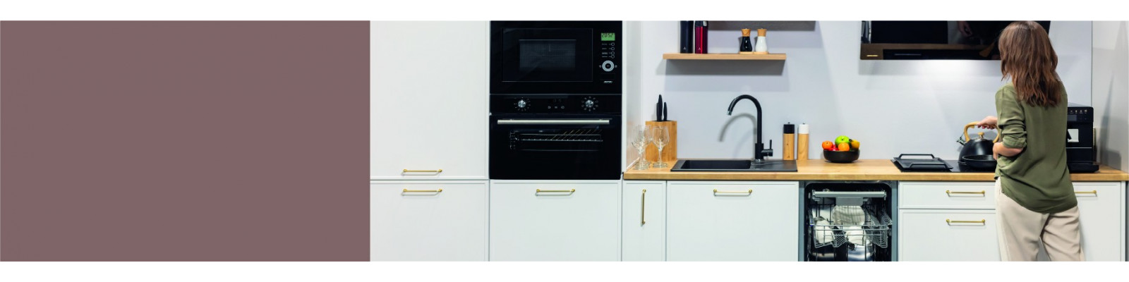 Built-in household appliances